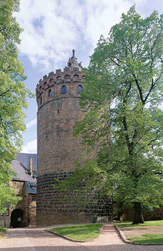 Blick zum Bergfried, Foto Thomas Schlegel Blick zum Bergfried, Foto Thomas Schlegel